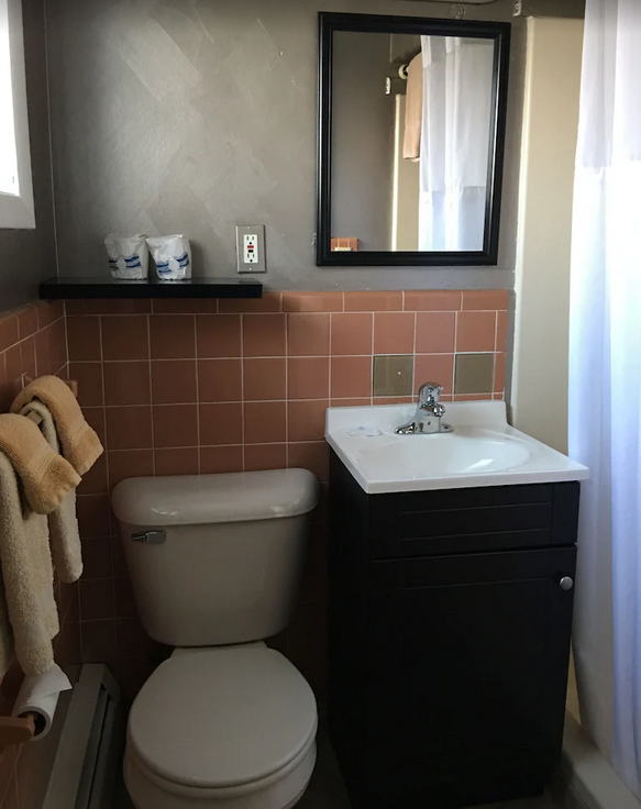 Triangle Motel - Recent 2022 Photos From Motel Website (newer photo)